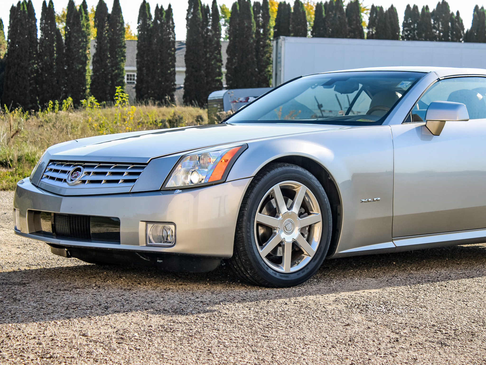 Used 2004 Cadillac XLR RWD image 5