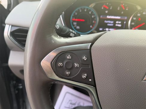 Used 2020 Chevrolet Traverse LT image 25