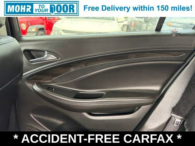 Used 2019 Buick Envision Essence AWD/4WD image 44