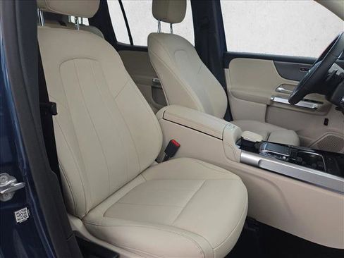 Used 2022 Mercedes-Benz GLB 250 image 19