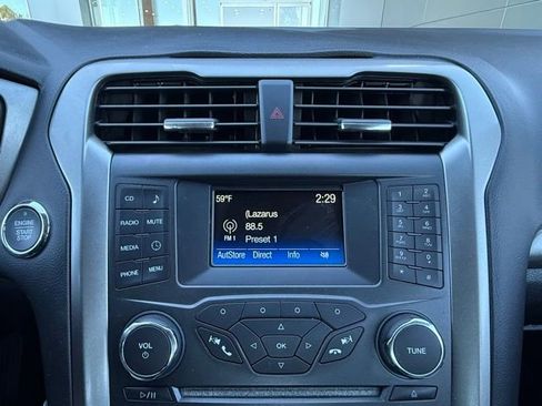 Used 2018 Ford Fusion S FWD image 30