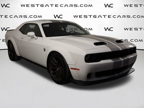 Used 2020 Dodge Challenger SRT Hellcat Redeye RWD image 41