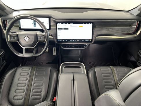 Used 2022 Rivian R1T Launch Edition image 22