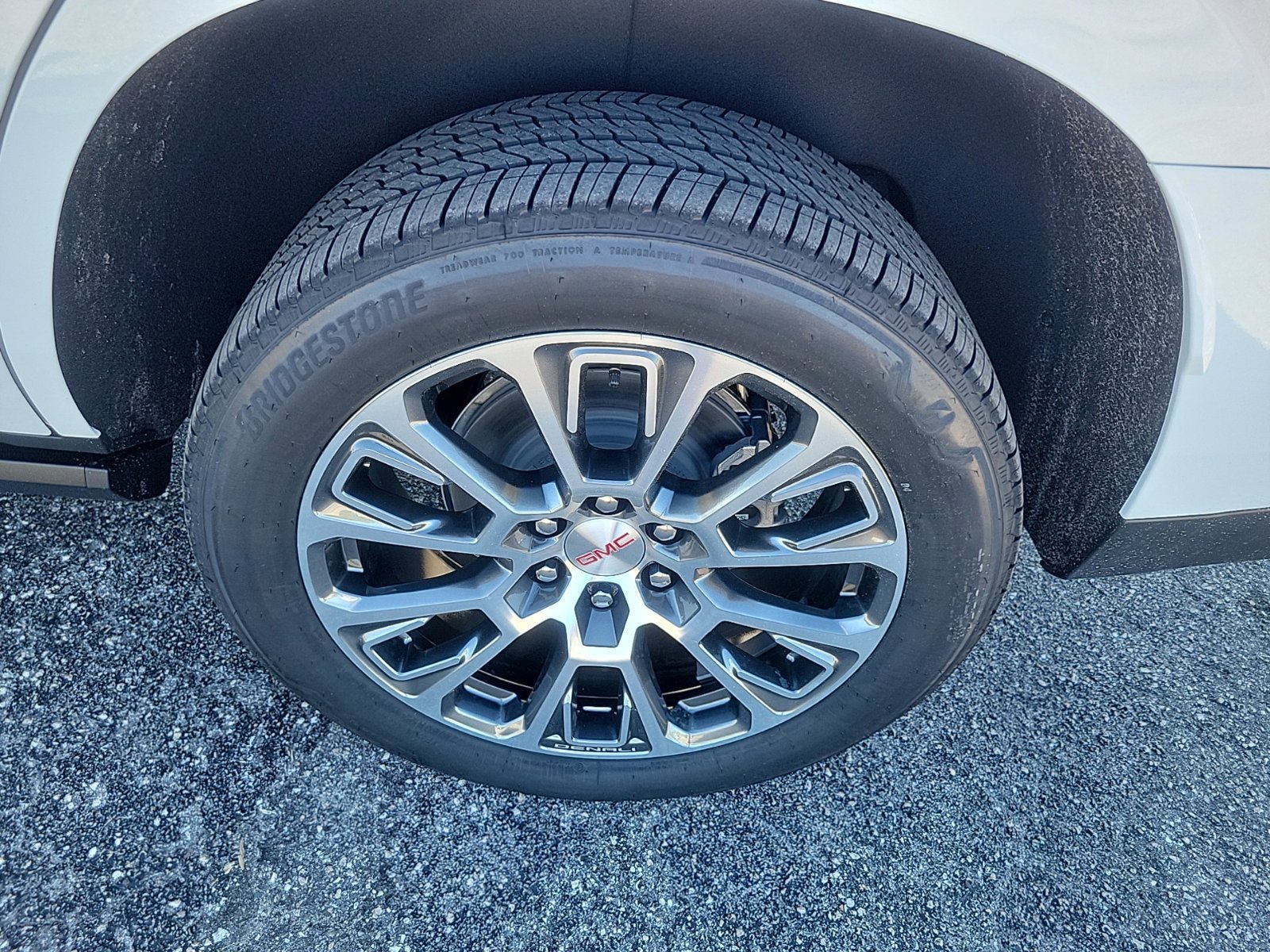 New 2026 GMC Yukon Denali RWD image 8