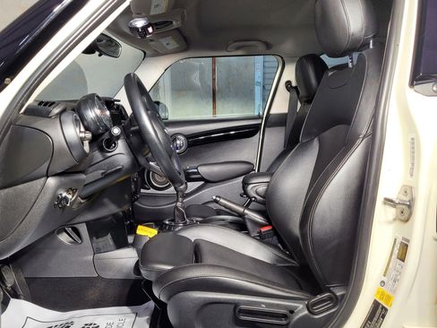 Used 2015 MINI Cooper S image 19