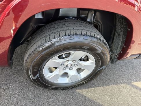 Used 2025 RAM 1500 Big Horn AWD/4WD image 12
