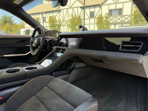Certified 2024 Porsche Taycan GTS AWD/4WD image 25
