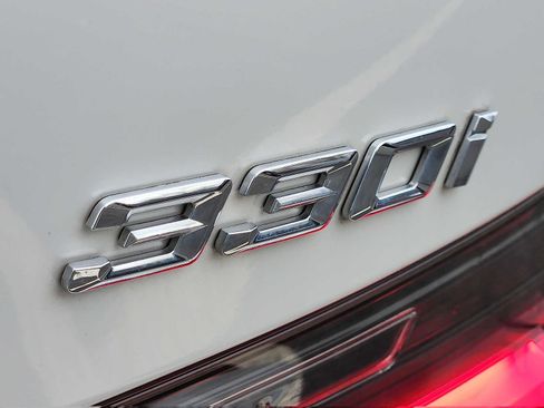 Certified 2023 BMW 330i xDrive Sedan w/ Premium Package image 31