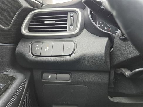 Used 2019 Kia Sorento LX w/ LX Convenience Package image 22