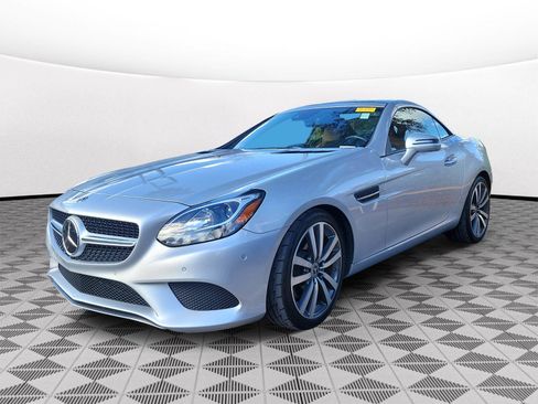 Used 2019 Mercedes-Benz SLC 300 image 2