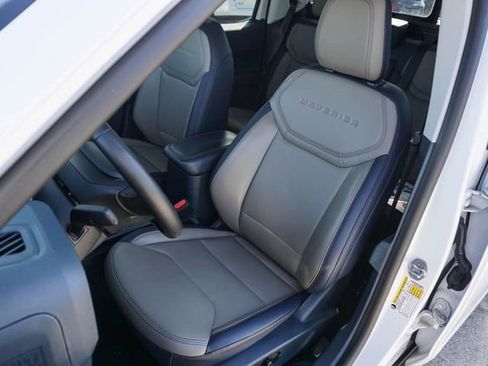 Used 2025 Ford Maverick Lariat w/ 4K Tow Package image 18