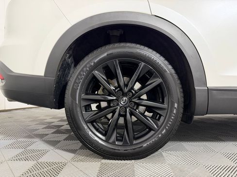 Used 2023 MAZDA CX-9 Touring Plus AWD/4WD image 19