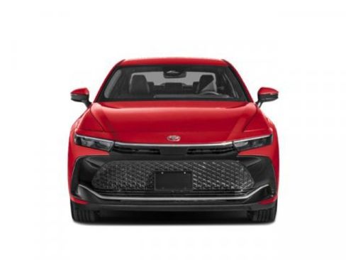 Used 2026 Toyota Crown XLE image 4