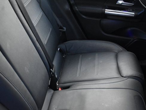 Used 2022 Mercedes-Benz GLA 35 AMG 4MATIC image 32