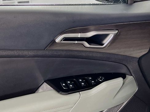 Used 2023 Kia Sportage X-Line w/ X-Line Premium Package image 18