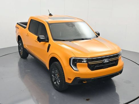 Certified 2026 Ford Maverick Tremor AWD/4WD image 32