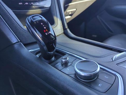 Used 2024 Cadillac XT5 Premium Luxury image 13