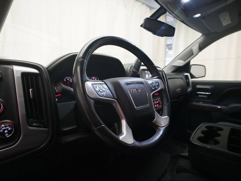Used 2015 GMC Sierra 1500 SLE w/ SLE Value Package AWD/4WD image 8