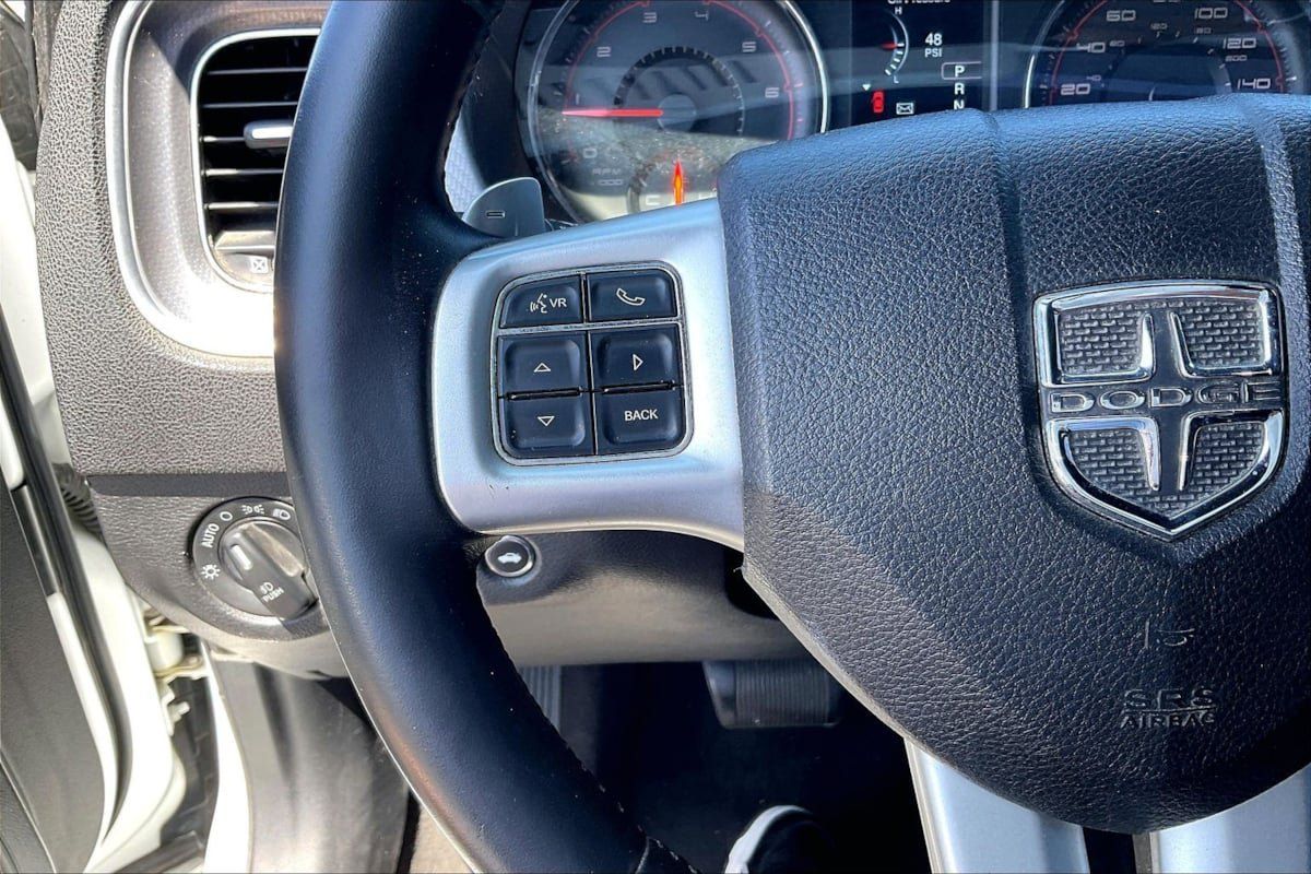 Used 2013 Dodge Charger R/T w/ Wheels & Tunes Group RWD image 18