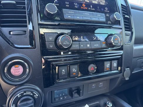 Used 2024 Nissan Titan PRO-4X w/ Pro-4x Convenience Package image 42
