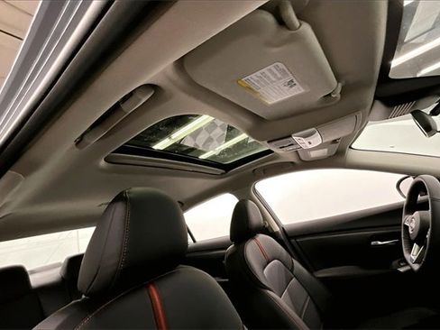 New 2025 Nissan Sentra SR w/ SR Premium Package image 33