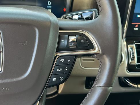 Certified 2024 Lincoln Navigator L Reserve AWD/4WD image 20