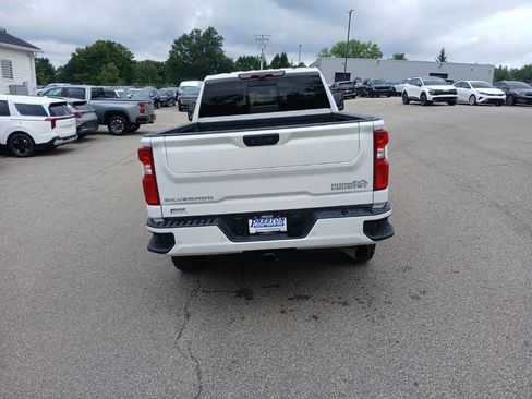 Used 2023 Chevrolet Silverado 2500 High Country AWD/4WD image 4