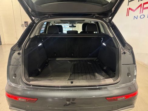 Used 2023 Audi Q5 2.0T Premium w/ Convenience Package AWD/4WD image 32