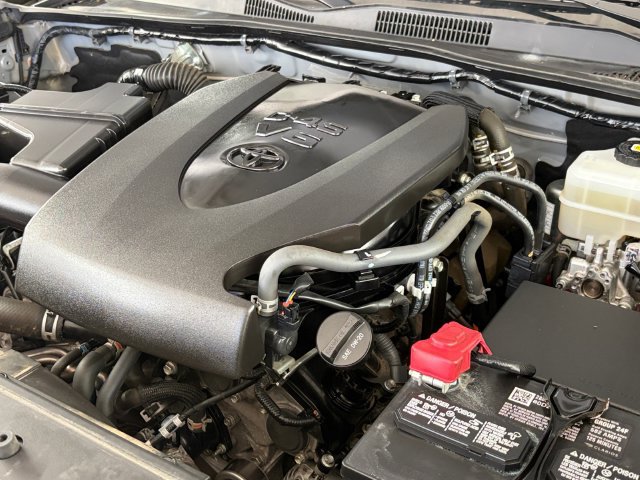 Used 2021 Toyota Tacoma TRD Off-Road w/ Technology Package AWD/4WD image 22
