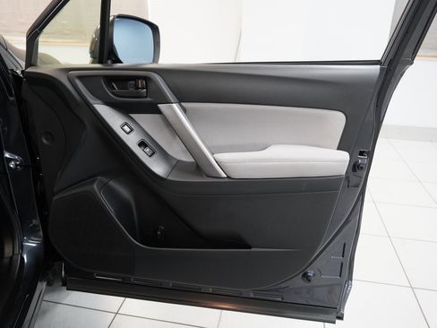 Used 2015 Subaru Forester 2.5i Premium image 30