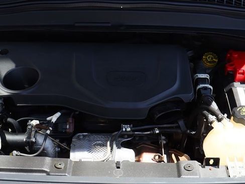 Used 2019 Jeep Renegade Trailhawk AWD/4WD image 59