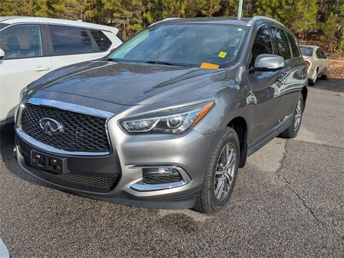 Used 2020 INFINITI QX60 Luxe w/ Essential Package image 2