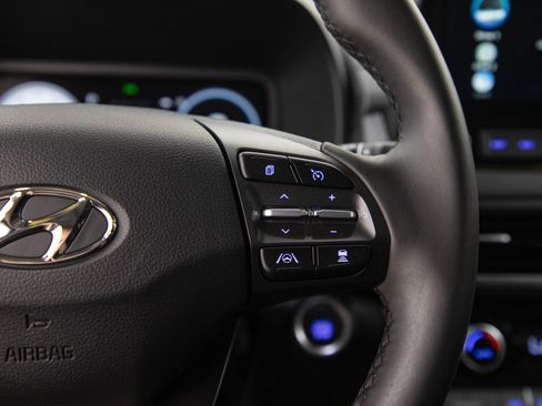 Used 2023 Hyundai Kona Limited AWD/4WD image 25