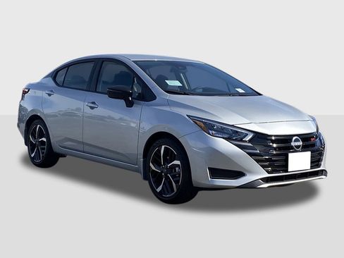 New 2025 Nissan Versa SR image 5