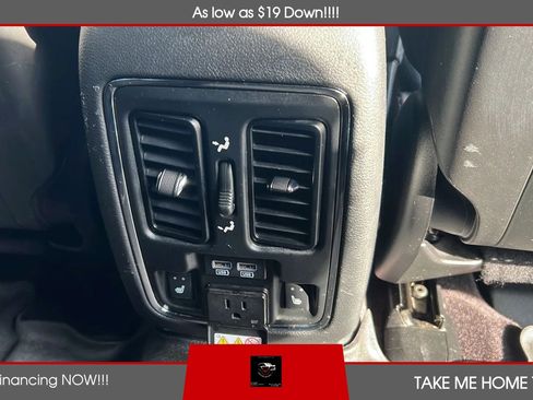 Used 2017 Jeep Grand Cherokee Limited AWD/4WD image 12
