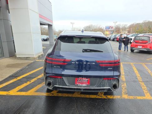 Used 2025 Genesis GV70 2.5T image 4