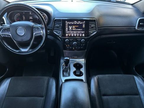 Used 2020 Jeep Grand Cherokee Altitude AWD/4WD image 15