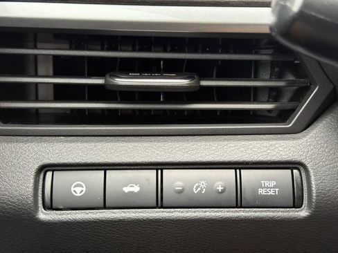 Used 2023 Nissan Altima 2.5 SL FWD image 24
