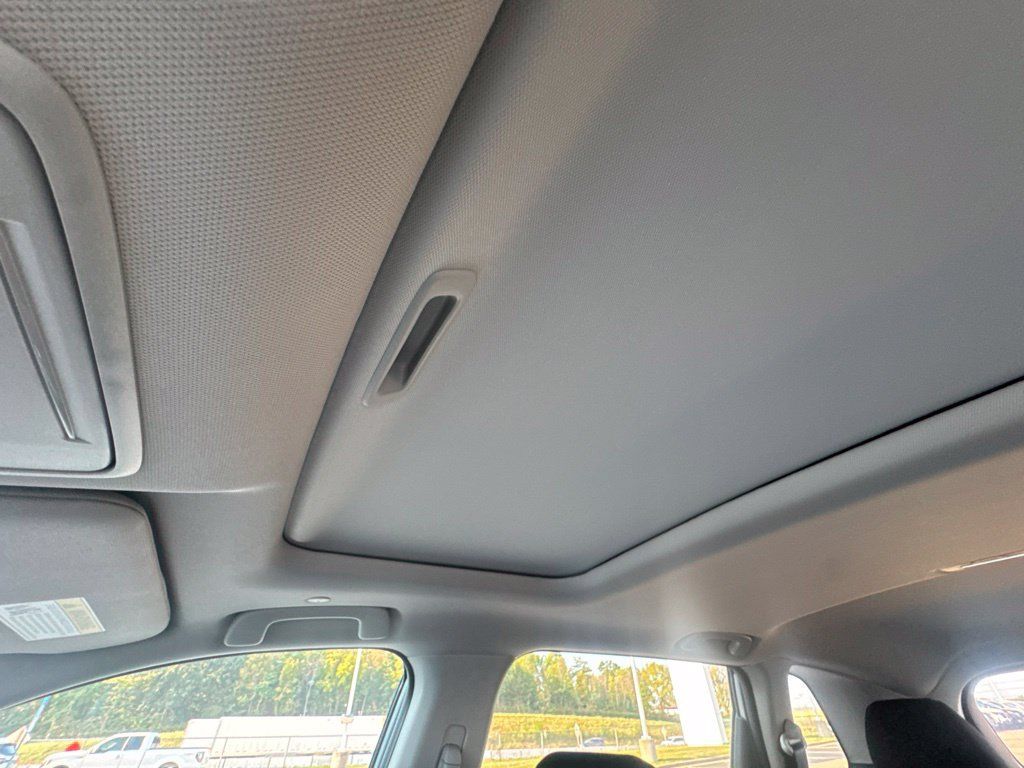 Used 2024 Honda CR-V EX image 12