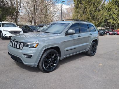 Used 2020 Jeep Grand Cherokee Altitude