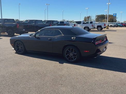 Used 2023 Dodge Challenger R/T w/ Blacktop Package image 6