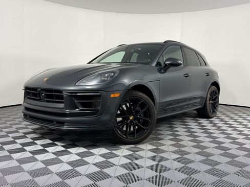 Certified 2025 Porsche Macan GTS AWD/4WD image 1