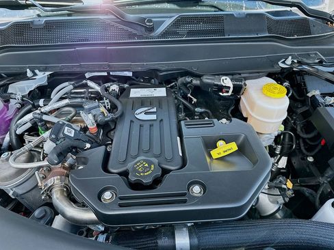 New 2025 RAM 2500 Tradesman AWD/4WD image 31