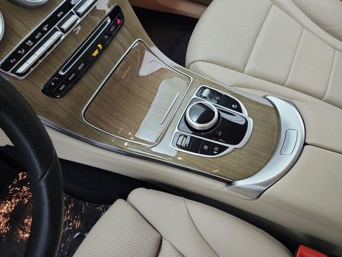 Used 2018 Mercedes-Benz GLC 300 image 11