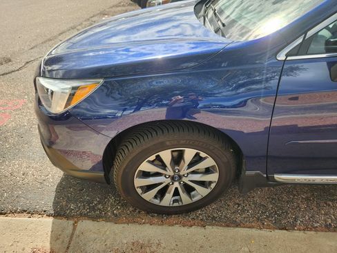 Used 2017 Subaru Outback 3.6R Touring w/ Popular Package #5A AWD/4WD image 6