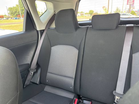 Used 2025 Kia Soul LX w/ LX Technology Package FWD image 35
