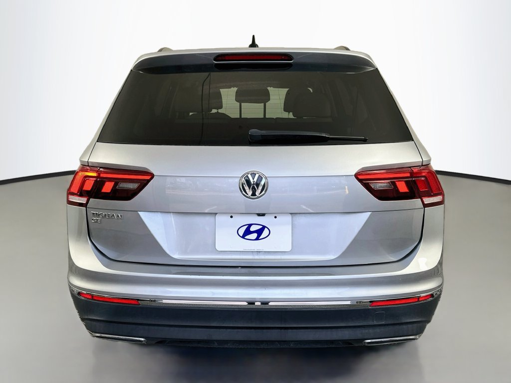 Used 2021 Volkswagen Tiguan SE FWD image 6