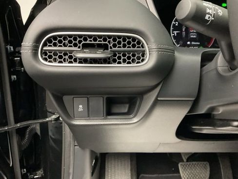 New 2026 Honda HR-V EX-L image 13