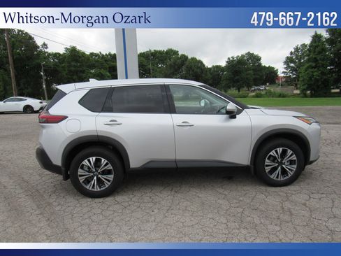 Used 2022 Nissan Rogue SV AWD/4WD image 19