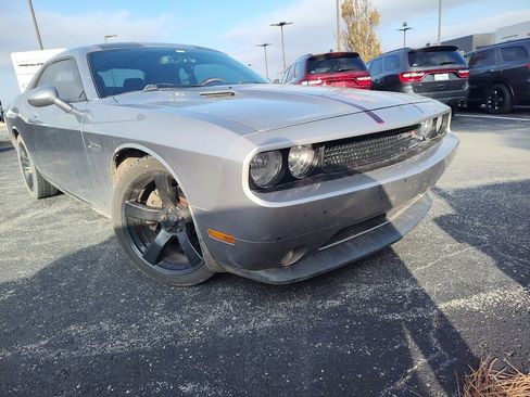 Used 2013 Dodge Challenger R/T w/ Blacktop Pkg image 1